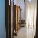Easy House فندق مبيت وإفطار