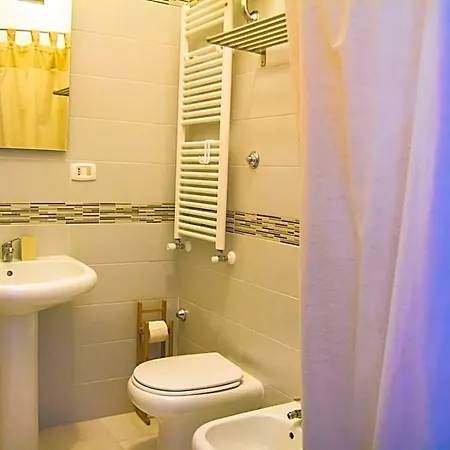 Easy House 3* Napoli