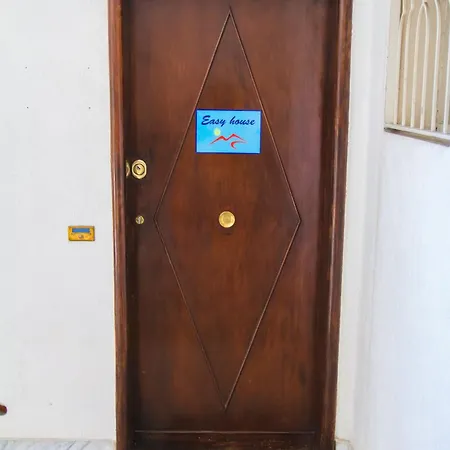 Easy House Bed & Breakfast Neapol