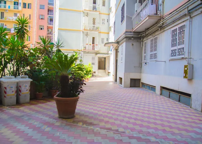 Easy House Alojamento de Acomodação e Pequeno-almoço 3*